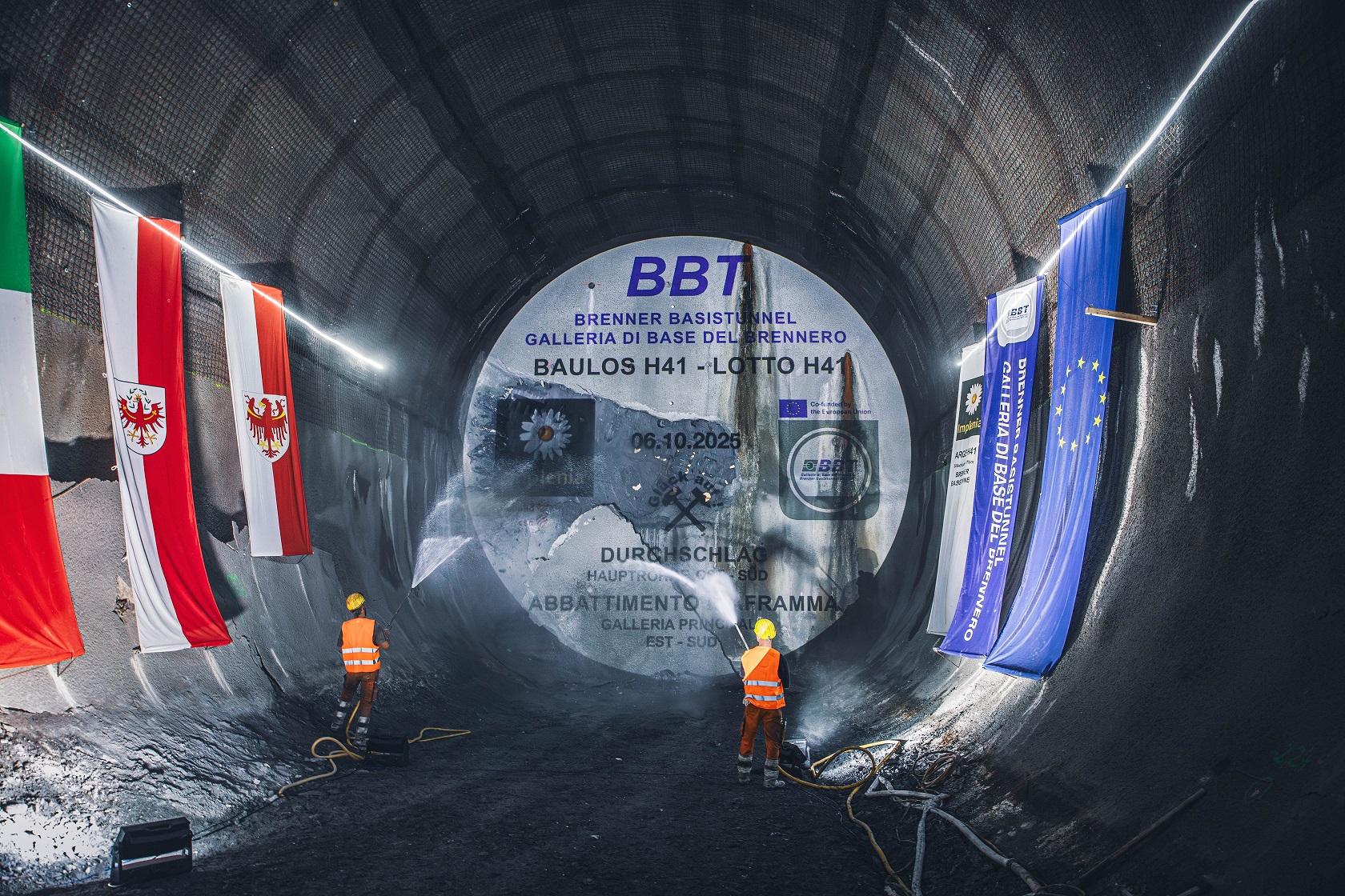 TBM &bdquo;Lilia&ldquo; durchbricht erfolgreich die Haupttunnelr&ouml;hre Ost